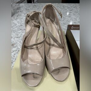 Franco Sarto nude color patent heel